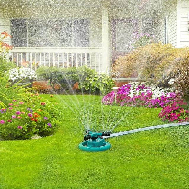 GARDEN WATER SPRINKLER